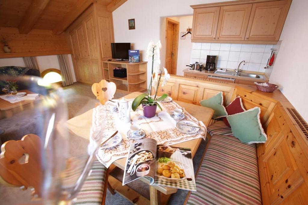 Berggasthaus Weingarten Ruhpolding Habitación foto